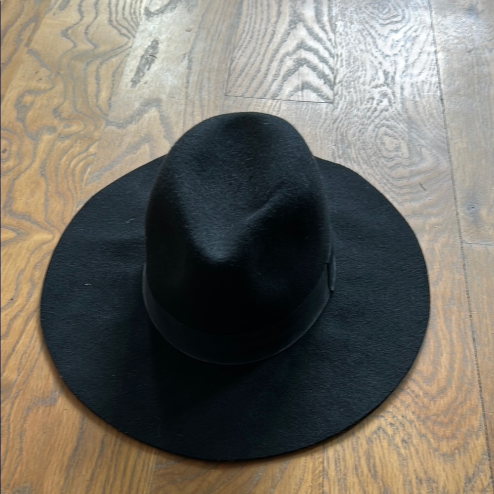 2/$25 Michael Stars// hat